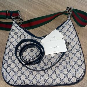 Authentic GUCCI Beige Large Attache Crossbody Bag w/ 2 interchangeable straps.